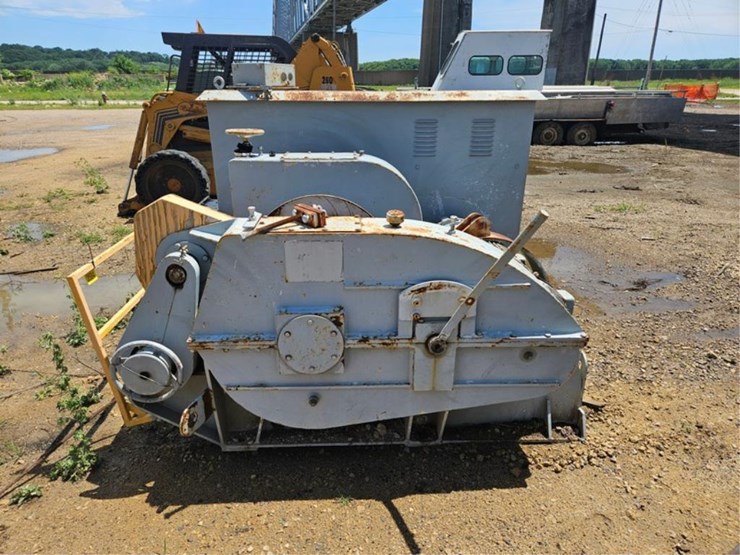 #2584-•-ac-hoyle-s-567-stationary-winch-image-2