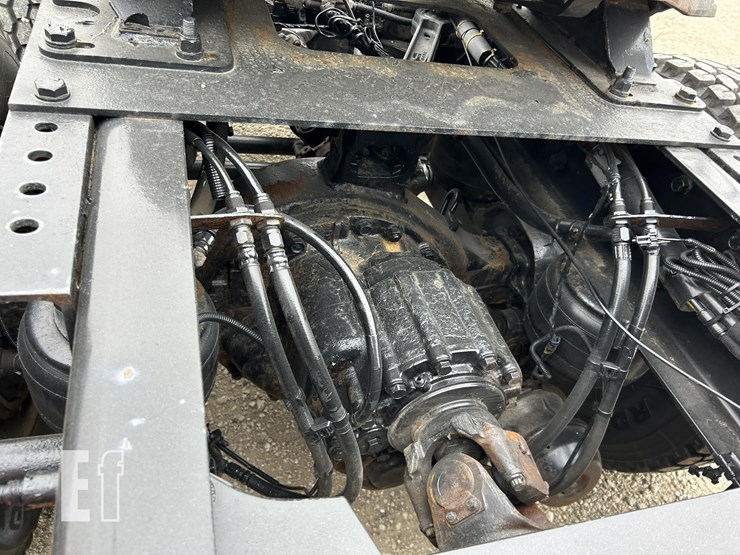 2018-kenworth-t680-image-44