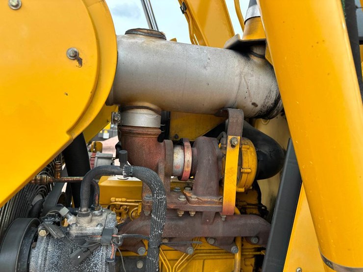 2006-deere-310sg-image-54