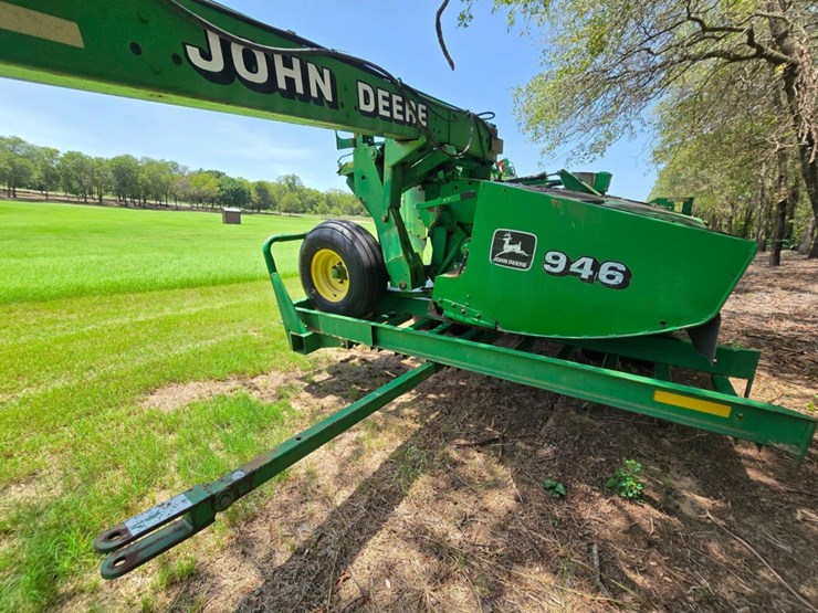 john-deere-946-image-6