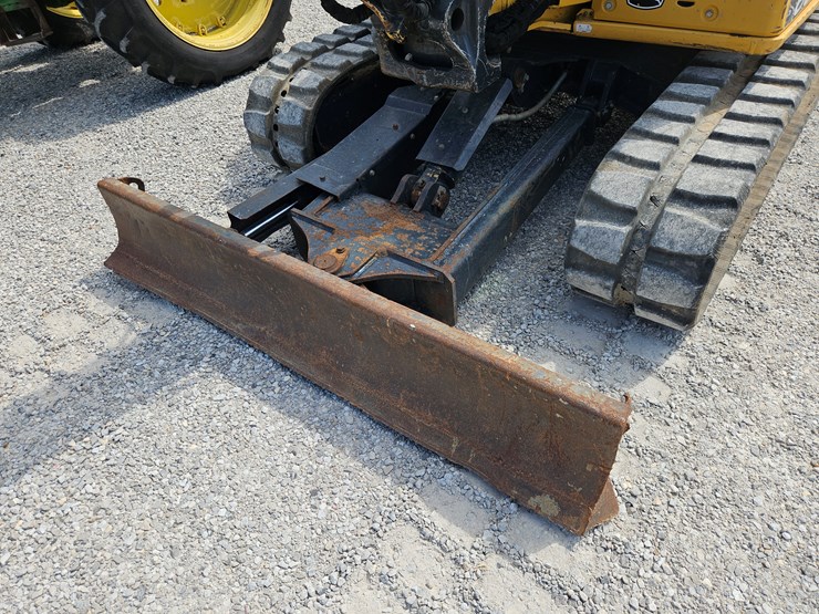 2019-deere-60g-image-6