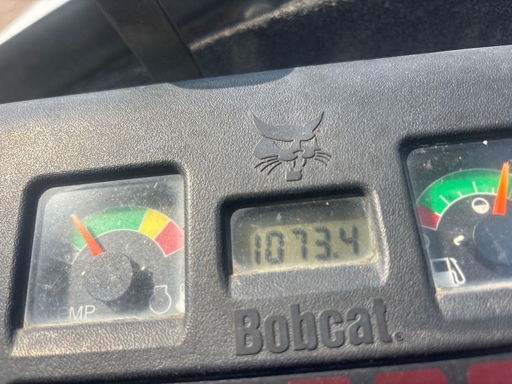 2007-bobcat-425g-image-30