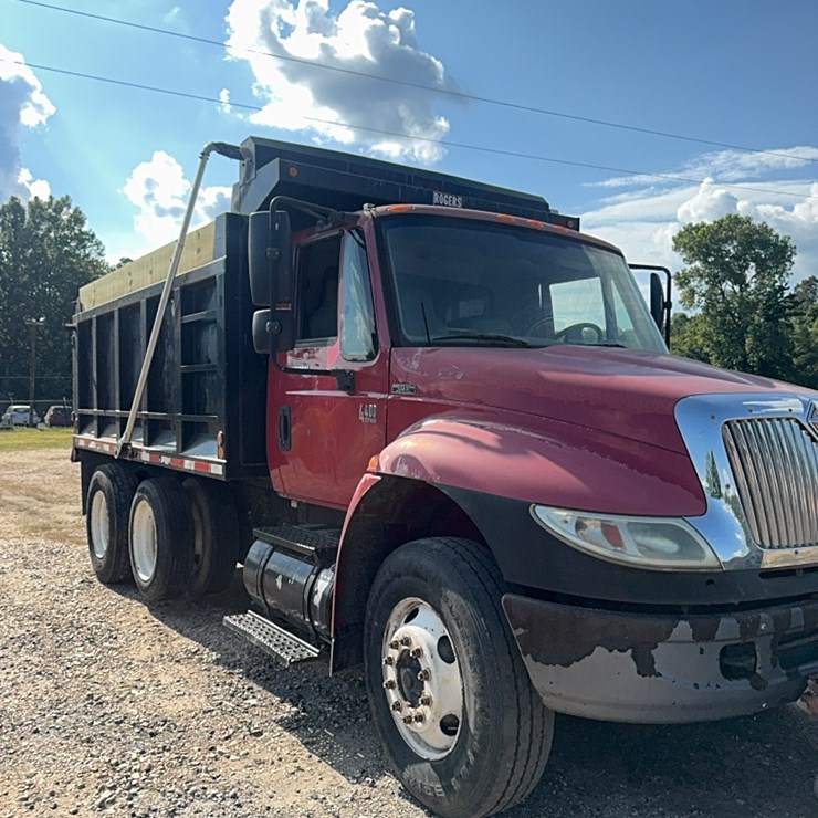 2006 INTERNATIONAL 4400
