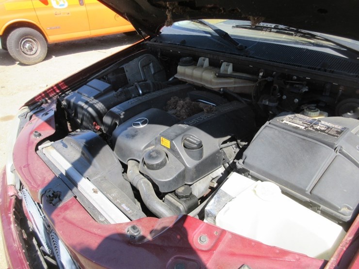 2001-mercedes-benz-ml320-image-6