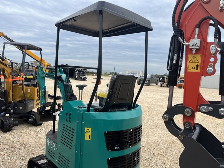 cfg-h15r-mini-excavator-image-5