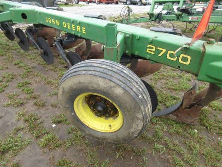 john-deere-2700-image-6
