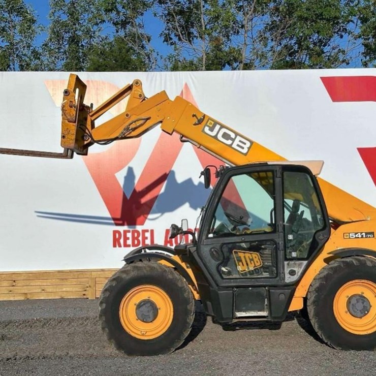 2011 JCB 541-70