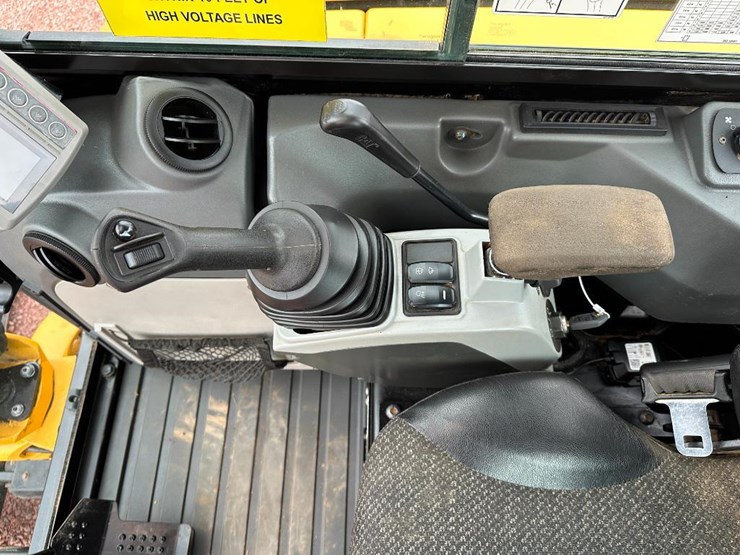 2019-caterpillar-303.5e2-cr-image-58
