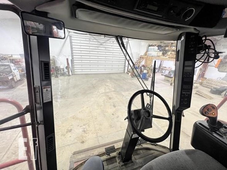 2005-case-ih-2388-image-43
