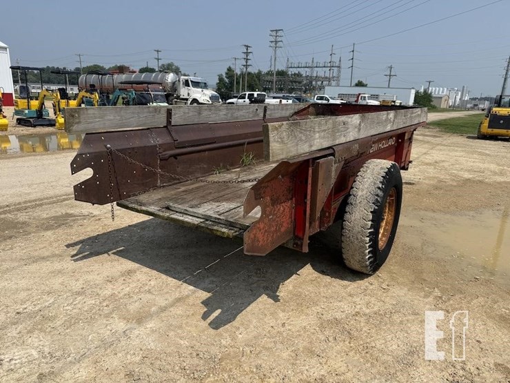 new-holland-520-image-4