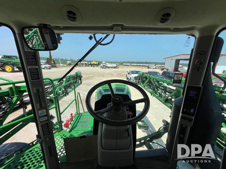2020-john-deere-r4045-image-109
