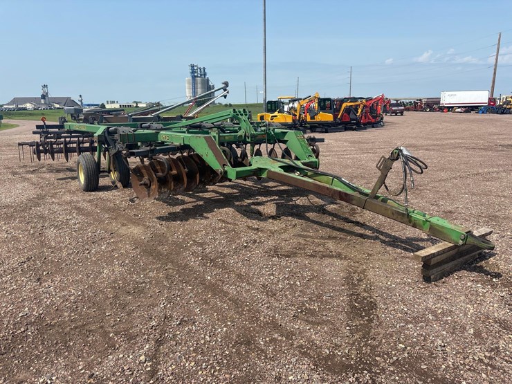 john-deere-510-image-2