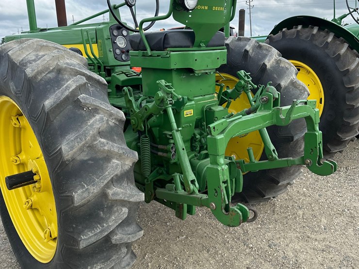 john-deere-720-image-15