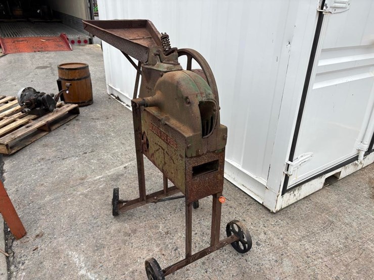 john-deere-corn-sheller-image-4