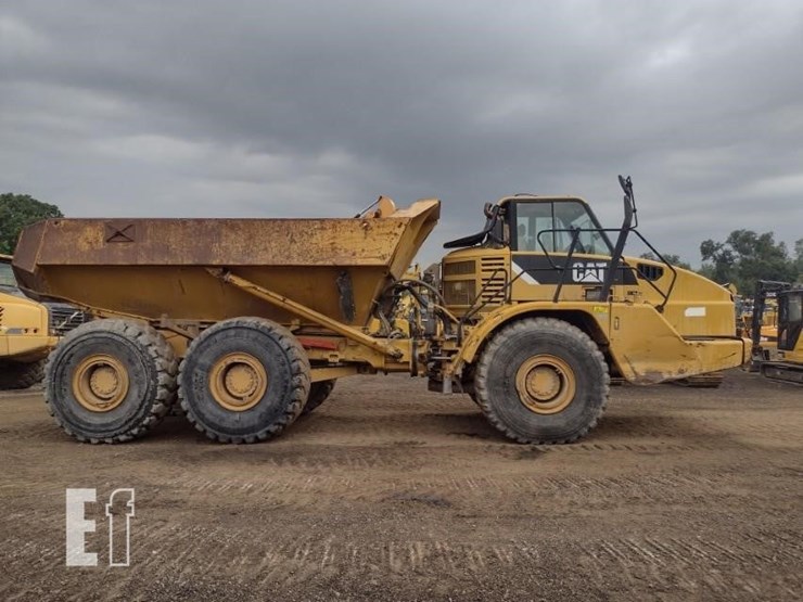 caterpillar-740-image-3