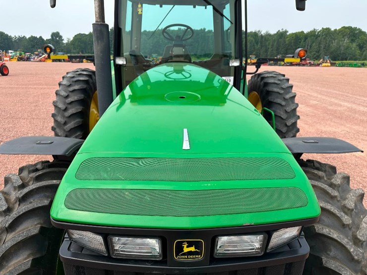 john-deere-8210-image-43