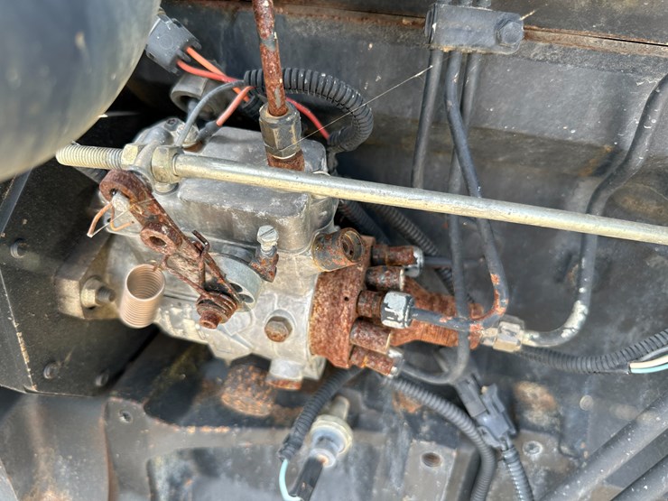 2005-john-deere-5205-image-35