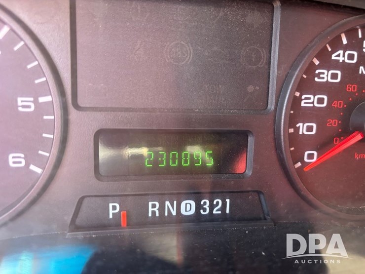 2006-ford-f450-image-54