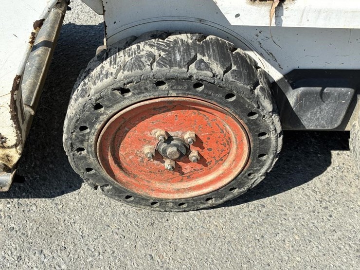 2018-bobcat-s70-image-7