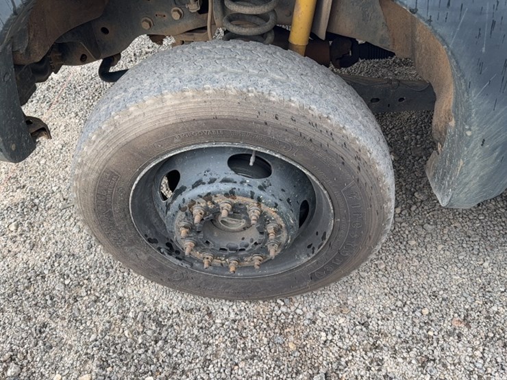2016-ford-f450-image-16