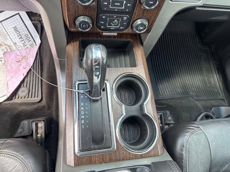 2013-ford-f150-lariat-image-29