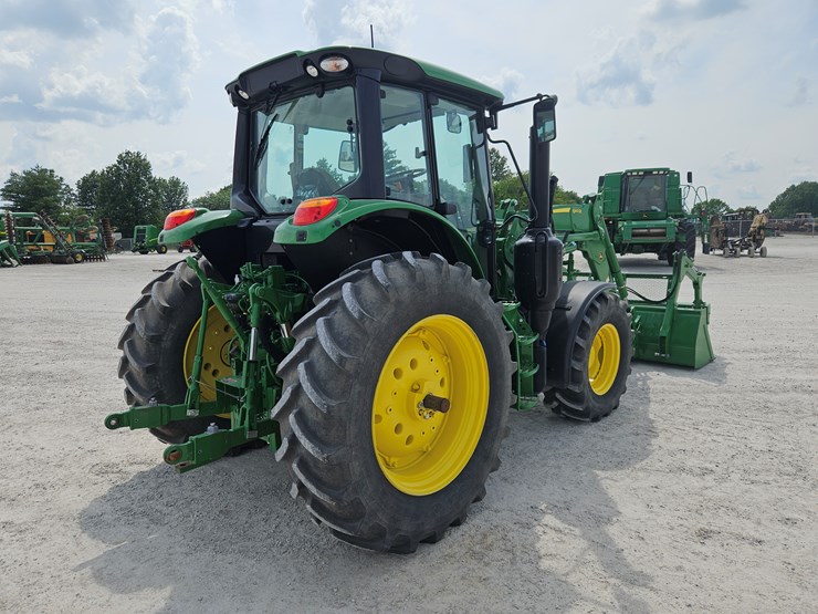 2022-john-deere-6140m-image-19