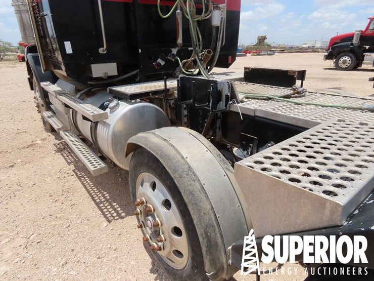 2011-western-star-4900-image-3