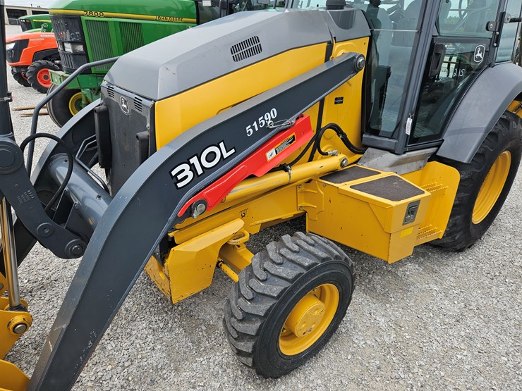 2018-deere-310l-image-27