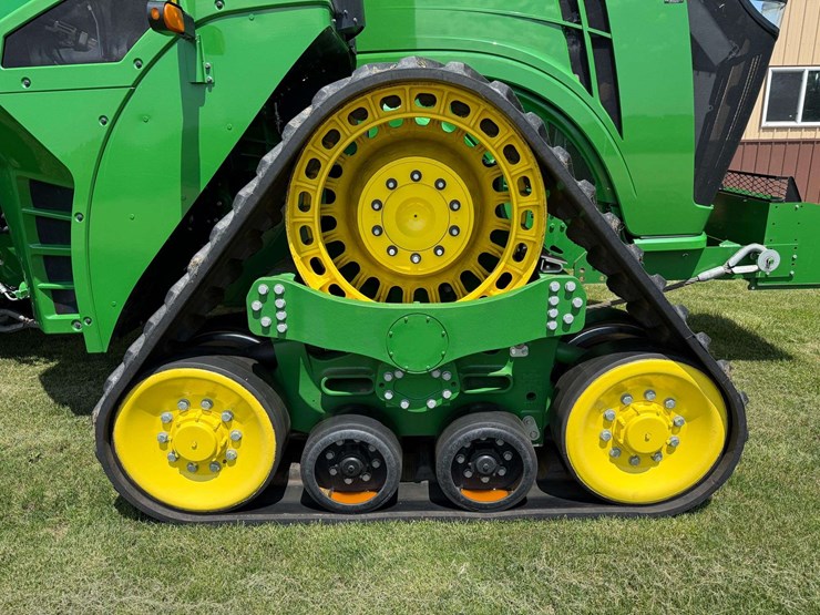 2021-john-deere-9570rx-image-45