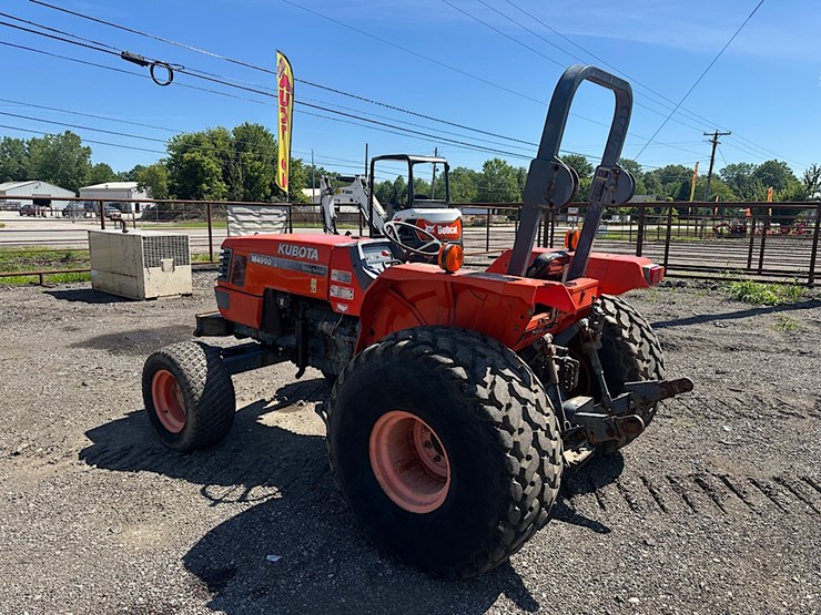kubota-m9500-tractor-image-7
