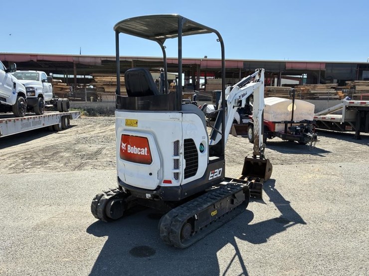 2020-bobcat-e20-image-3