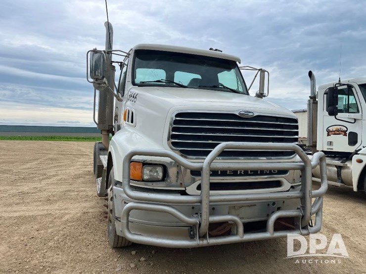 2006-sterling-day-cab-truck-(jn2505)-image-4