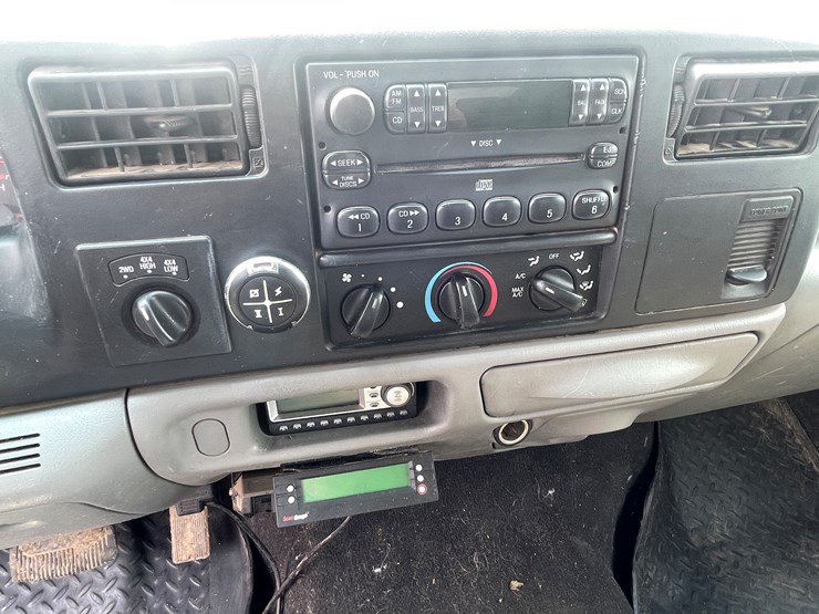 2004-ford-f350-image-79