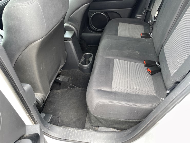 2011-jeep-compass-image-58