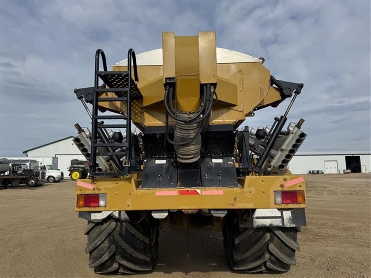 2005-john-deere-100-image-4