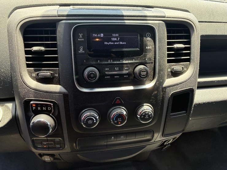 2016-dodge-ram-1500-image-13