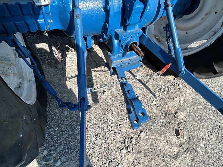 ford-4000-image-11