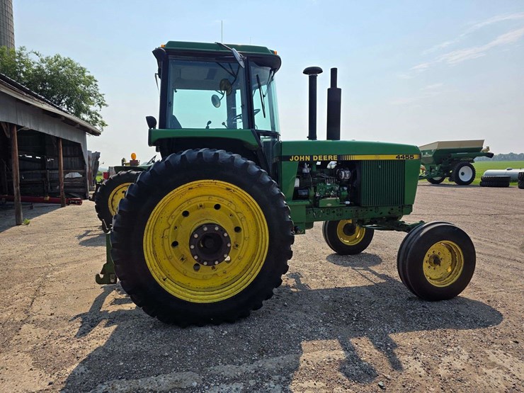 1990-john-deere-4455-image-11