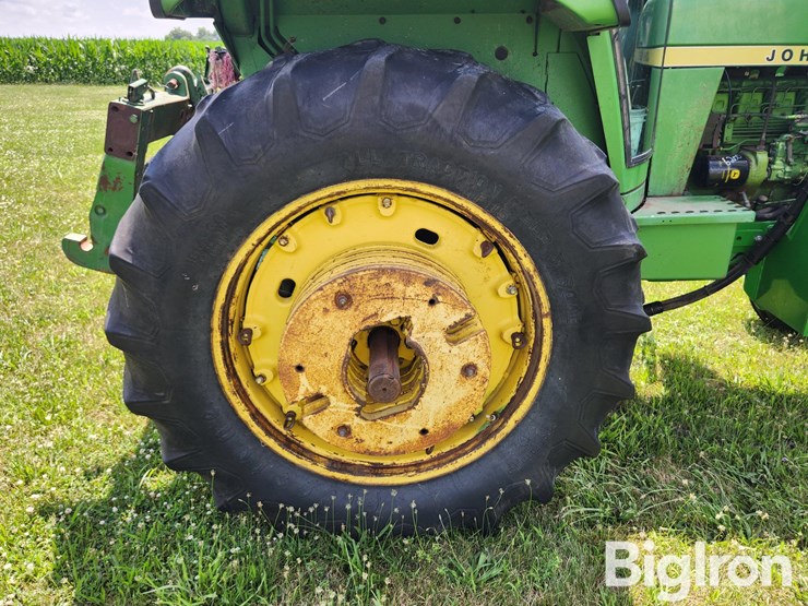 1975-john-deere-4430-image-14