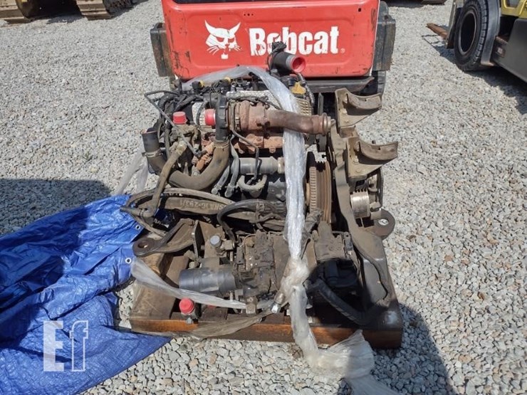 2019-bobcat-t595-image-39