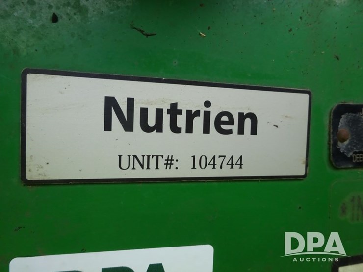 2016-john-deere-r4045-image-105