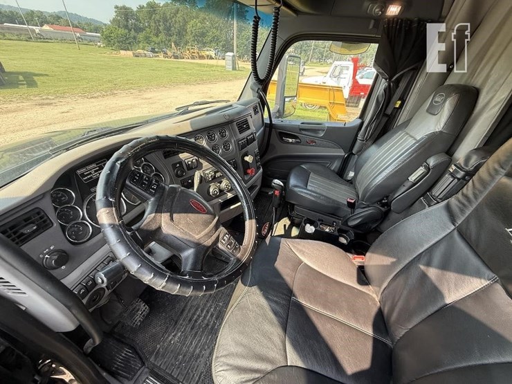 2014-peterbilt-579-image-7