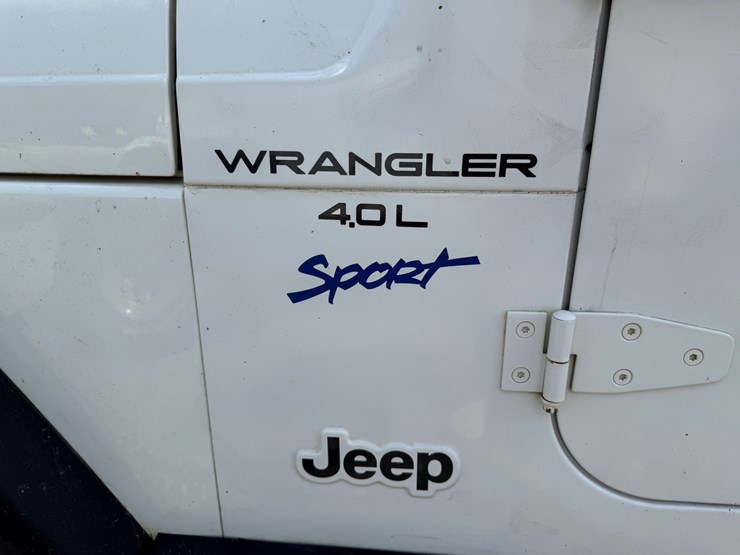 1997-jeep-wrangler-image-8