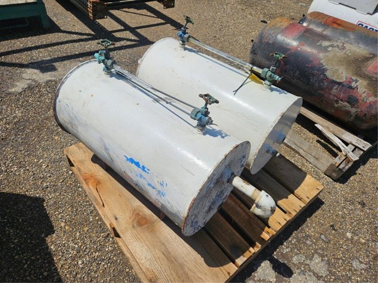 #2557-•-palllet-of-expansion-tanks-image-5
