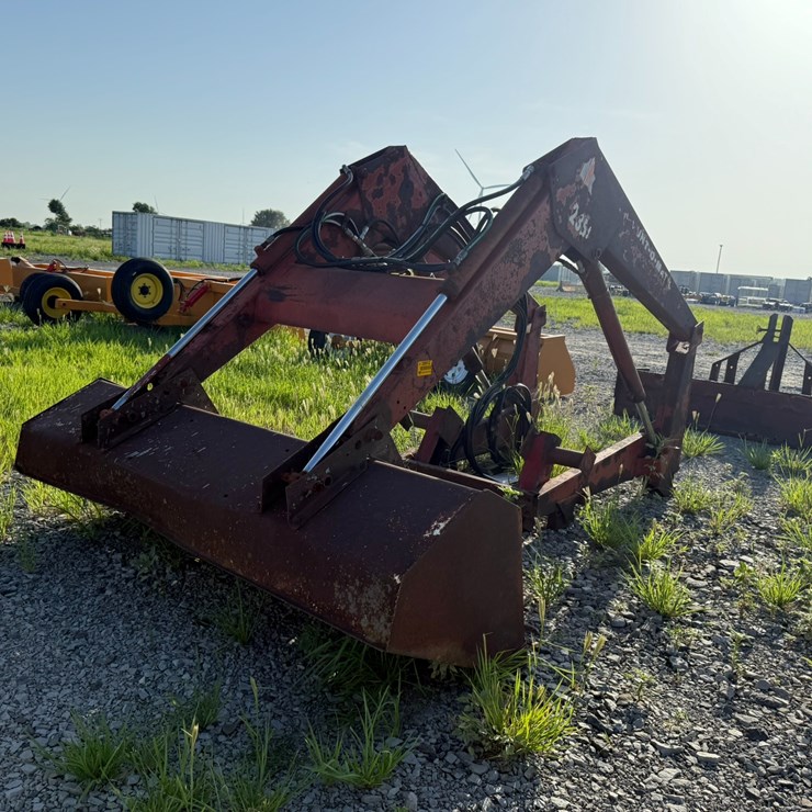 INTERNATIONAL 2350