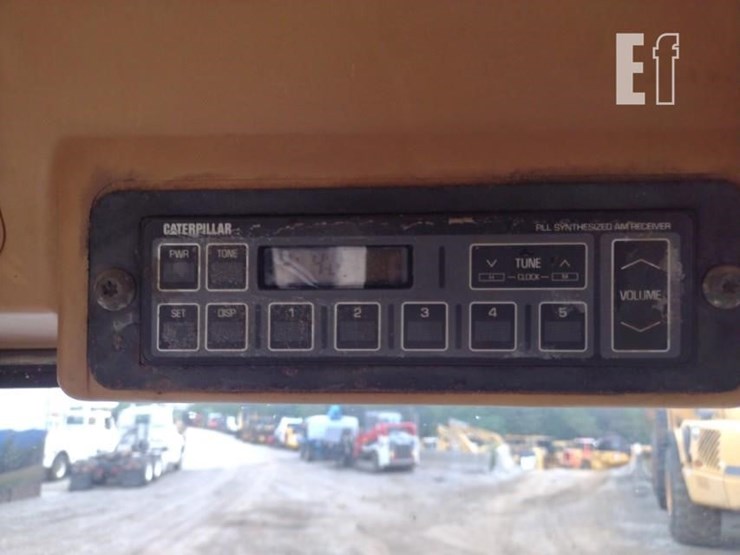 caterpillar-312-image-11