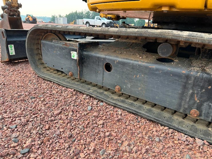 2020-caterpillar-303-image-9