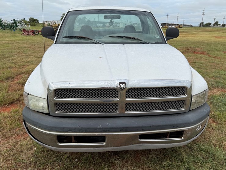 #63-•-1999-ram-2500-image-13