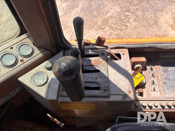 1989-caterpillar-it28b-image-67