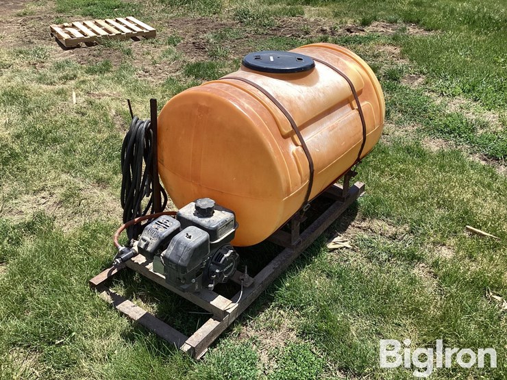 110-gal-poly-tank-w/-pump-image-1